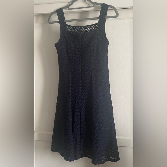 Mixt By Heidi Weisel Navy Dress. Pre-Owned. - Picture 2 of 6